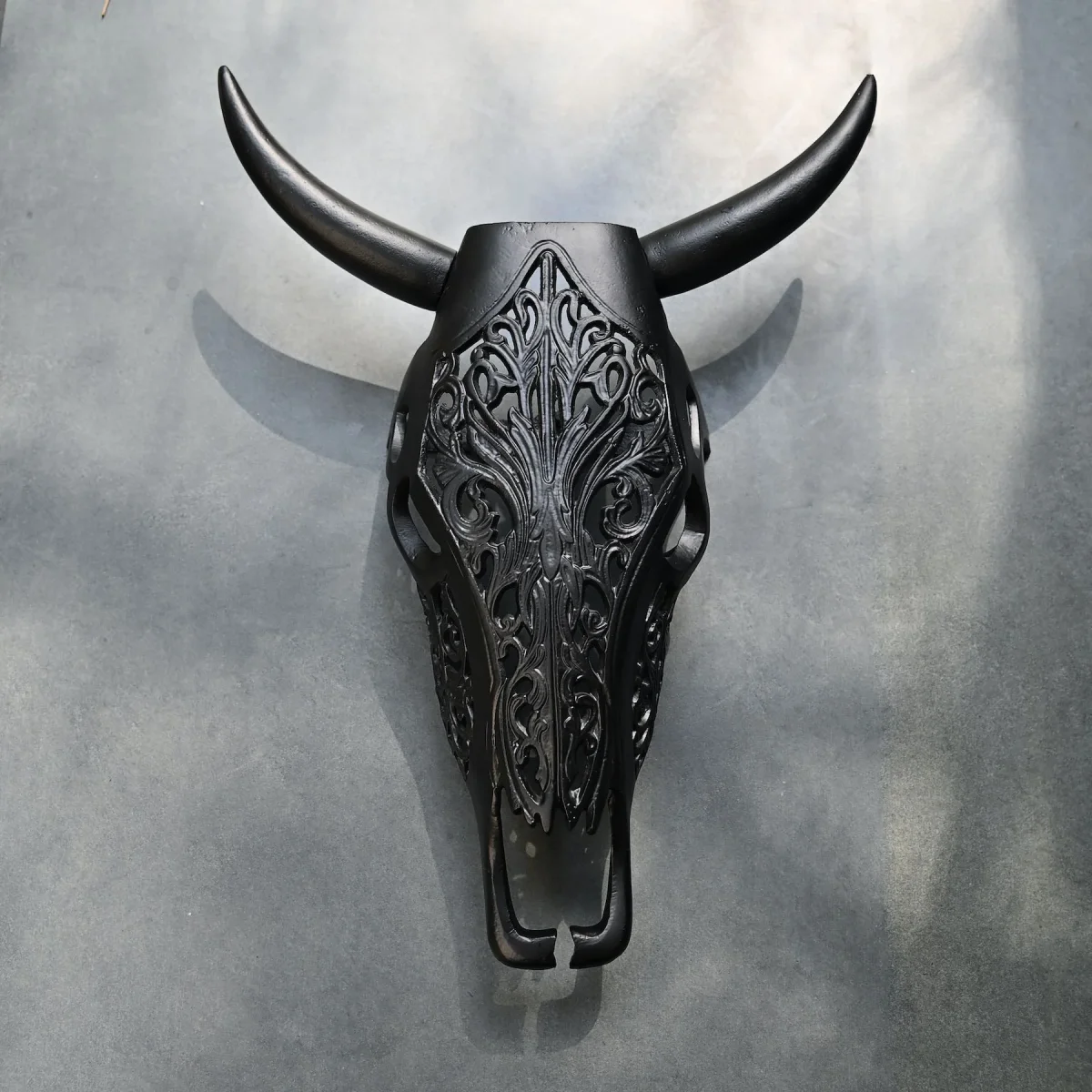 Carved Horn Steer Wall Décor M - Image 2